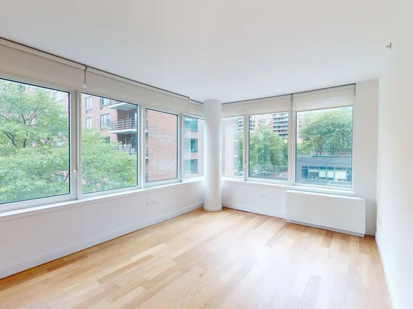 805 Columbus Avenue image 1 of 9