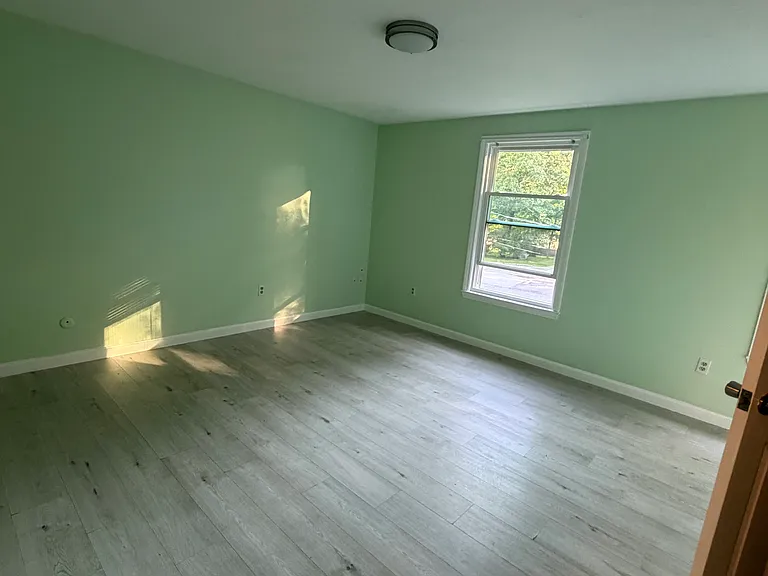 7 Amvet Dr — Photo 10