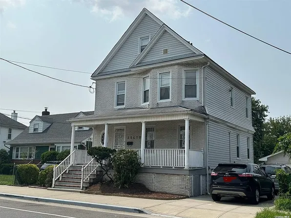254-10 Francis Lewis Blvd #1, Rosedale, NY 11422