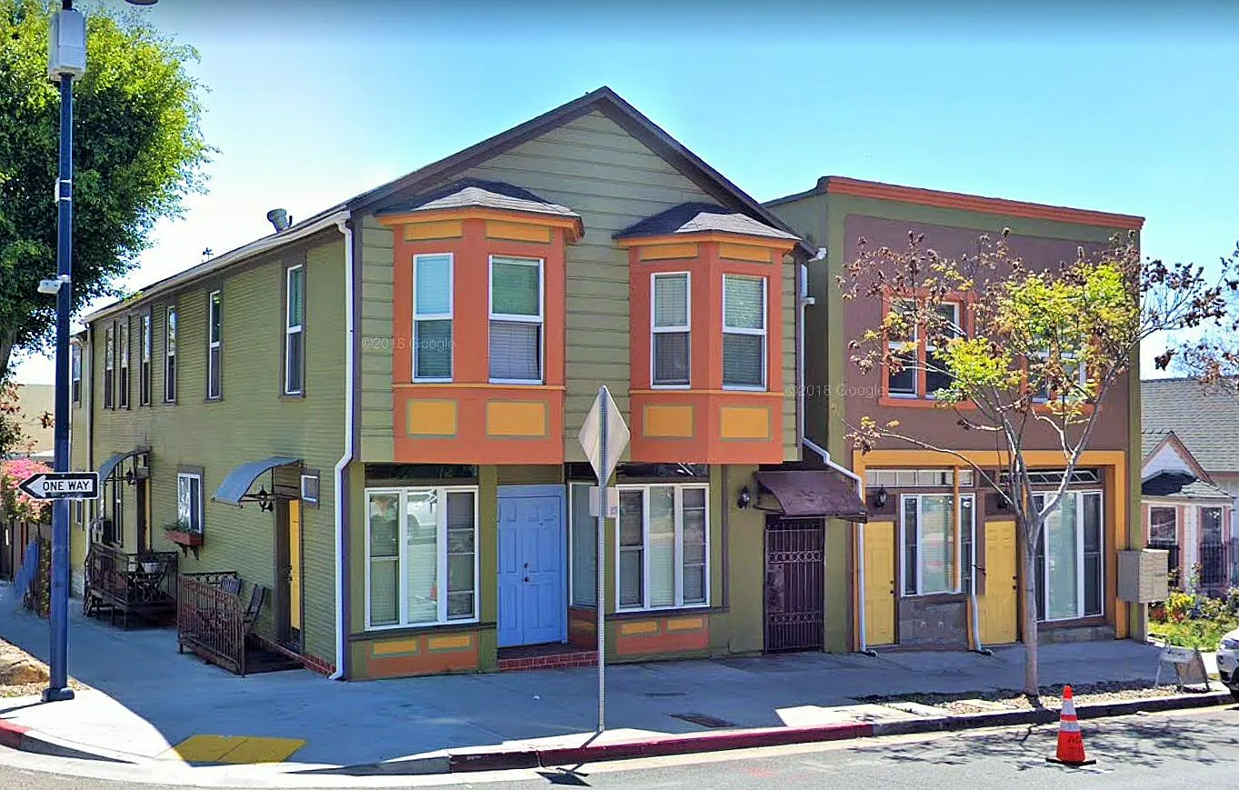 4 bed, 100 sqft, $1,300 — Photo 4