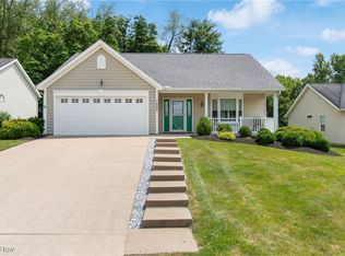 1222 White Stone Cir NE, Canton, OH