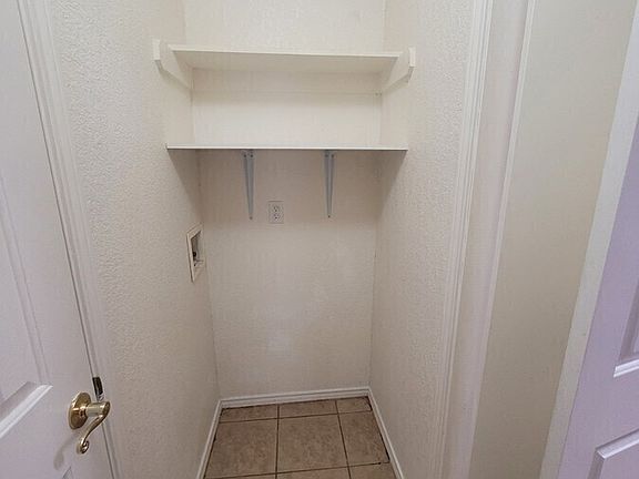 5th image of 3500 Brittany Ct