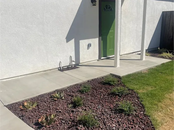 11643 Carmine St #102, Riverside, CA 92505