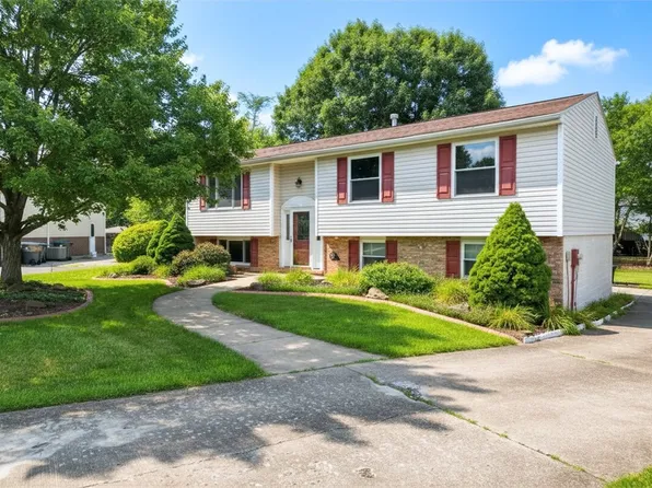 313 Meadow Dr, Cranberry Township, PA 16066