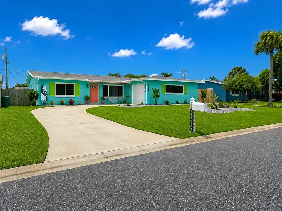 285 Ocean Spray Ave
