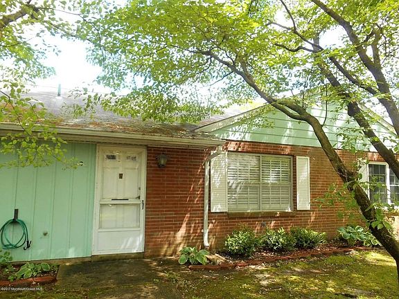 2nd image of 58C Buckingham Dr
