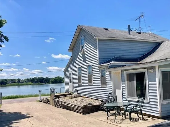 208 Benton St W, Cologne, MN 55322