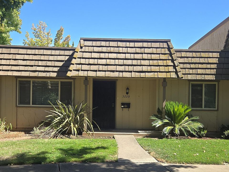 1st image of 3229 Casitas Bonito