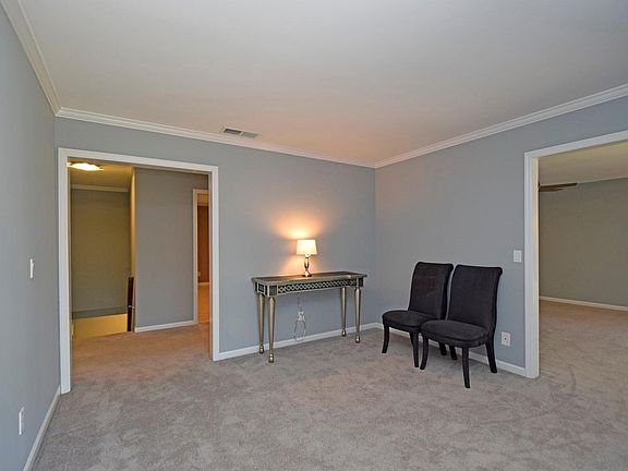 5th image of 3432 Traskwood Cir