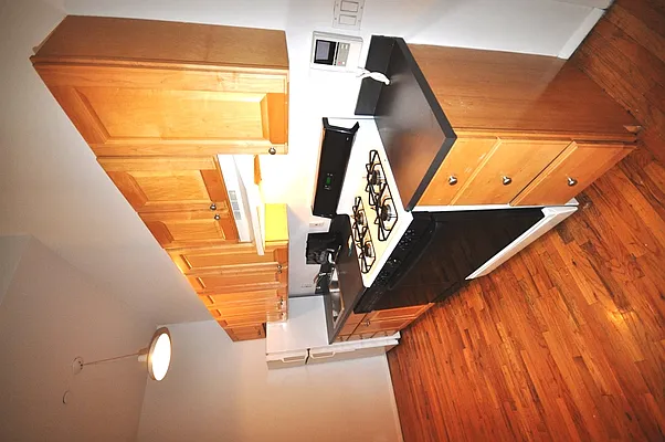 Rented by Corcoran | media 13
