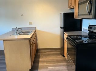 111 W Morgan St #15, Tahlequah, OK 74464