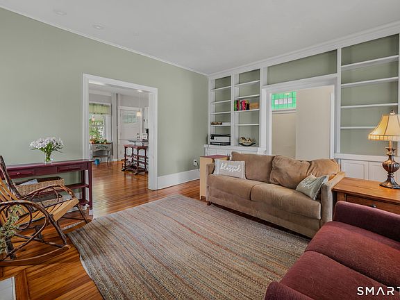 5th image of 53 Gorton Street