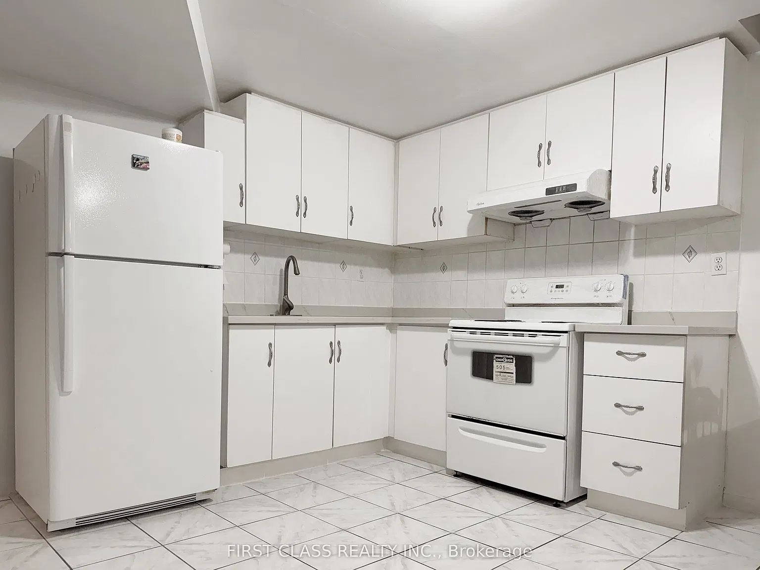 2 bed, $1,600 — Photo 2