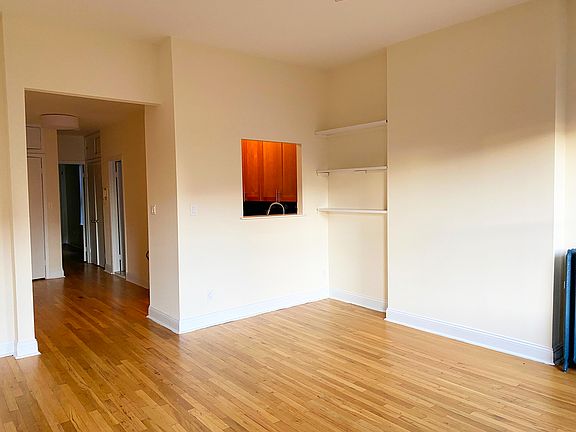 2nd image of 247 W 21st St APT 5A