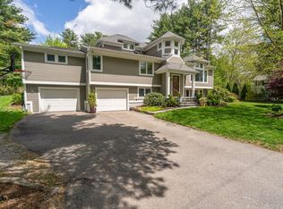 28 Brooks Rd, Wayland, MA 01778