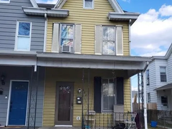 488 Elizabeth St, Highspire, PA 17034