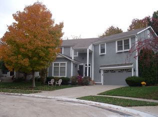 6011 Parkhill St, Shawnee, KS 66216