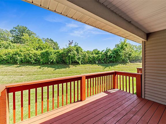 5th image of 3109 Somerset Green Ct