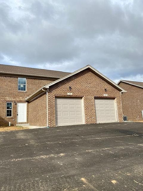 2nd image of 112 Gray Hawk Dr