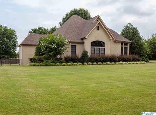 22217 Menowa Trl, Athens, AL 35613