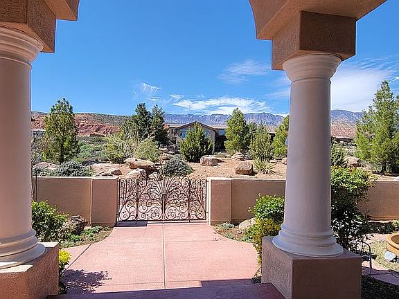 4th image of 684 N Juniper Way