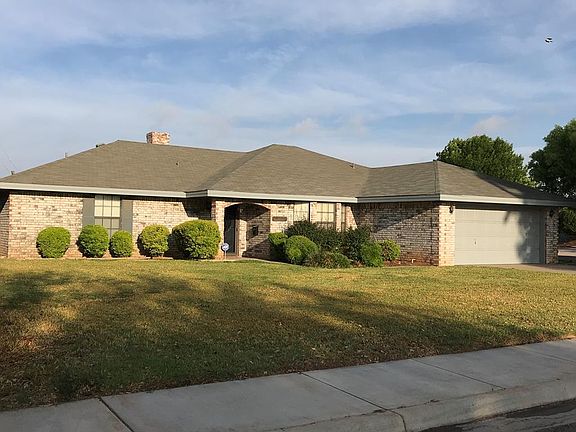 3rd image of 1423 NW 12th St