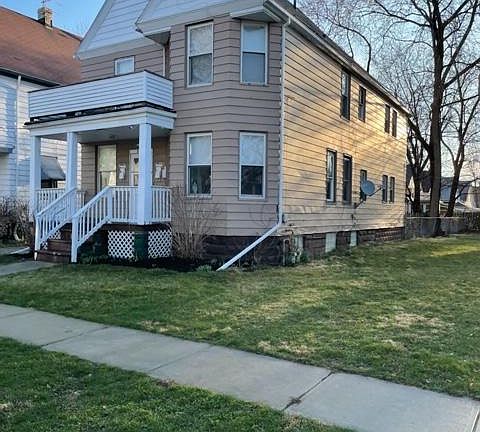 2nd image of 3161 W 82nd St Unit 2