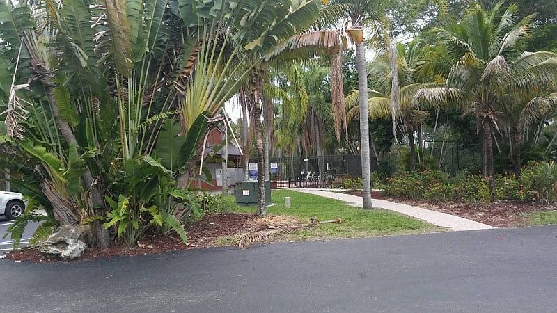 2nd image of 2937 Winkler Ave APT 1224