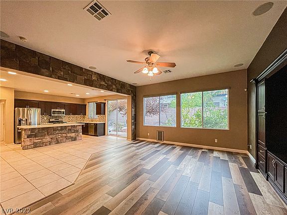 4th image of 9316 Garden Springs Ave