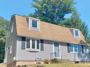 8 Sherwood Ave, Westfield, MA 01085