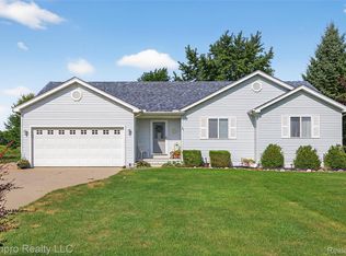 4411 Breen Rd, Emmett, MI 48022