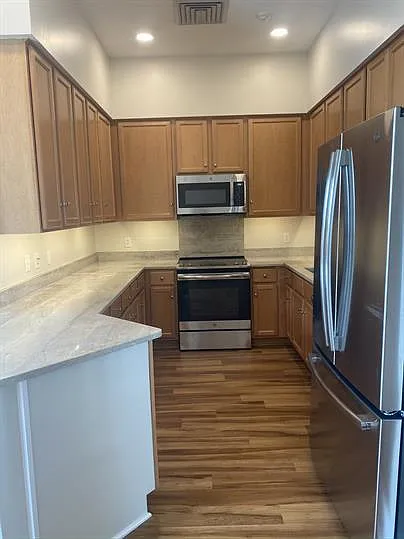 215-225 Decatur LLC — Photo 2