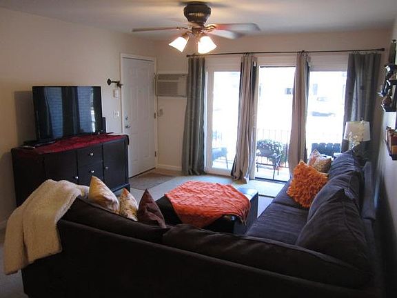 4th image of 330 Shore Dr APT E-1