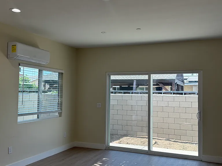 10925 Chapman Ave — Photo 12
