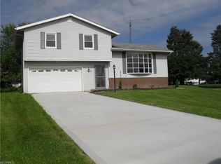 7240 Duxbury Ct, Bedford, OH
