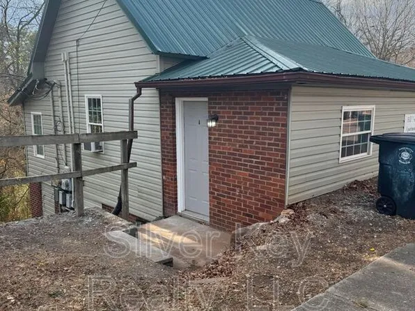 154 S Jackson St APT A, Athens, TN 37303