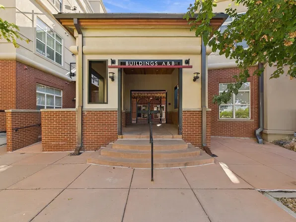 5677 S Park Pl #205A, Englewood, CO 80111