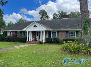 918 Randall St, Gadsden, AL 35901