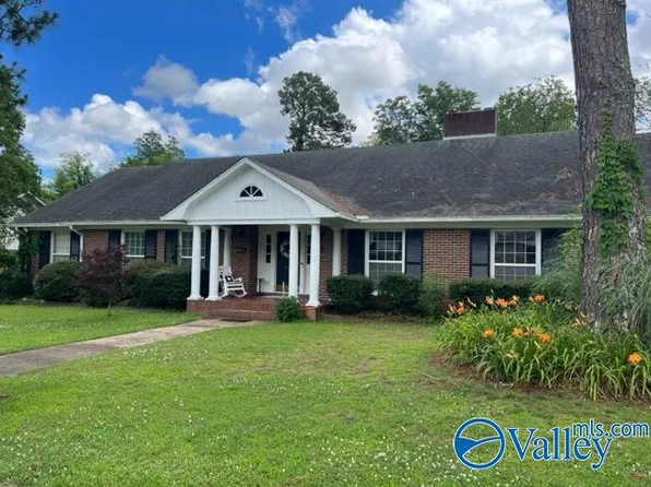 918 Randall St, Gadsden, AL 35901