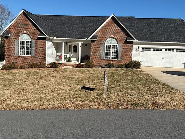 2576 Rolling Ridge Dr