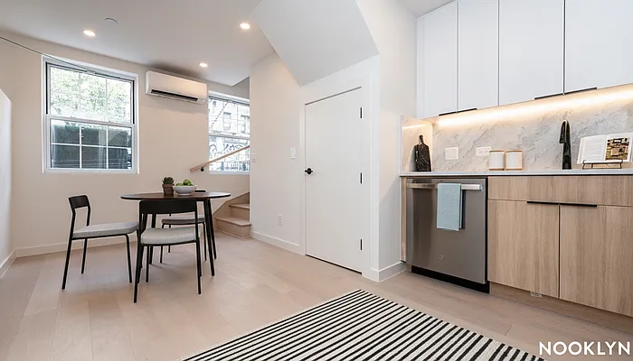 Kitchen, photo 1