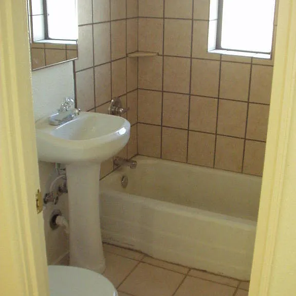 5547 E 29th St #1 — Photo 6