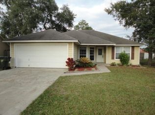 104 Old Pond Dr, Kingsland, GA 31548