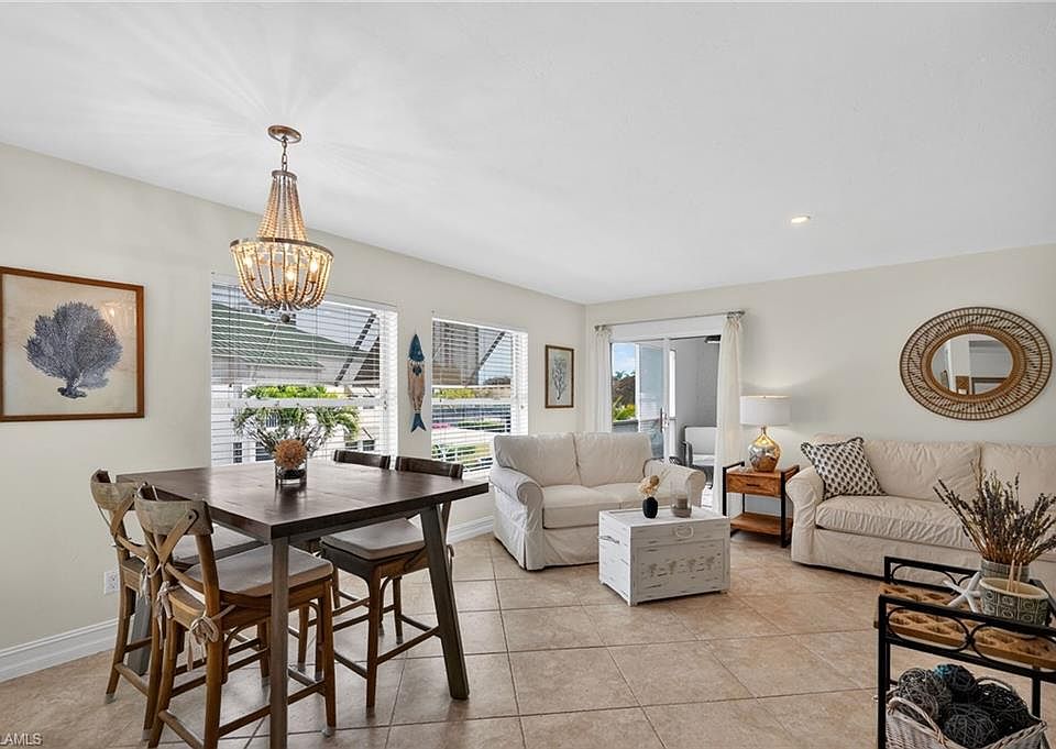 1st image of 523 Club Side DR #2-523