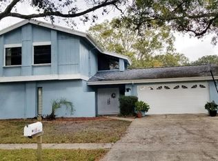 15646 Bear Creek Dr, Tampa, FL 33624