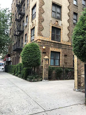 Rented by Lang Realty LLC | media 11