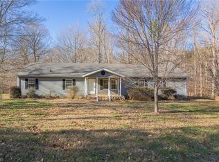 300 Winding Ridge Ln, Lexington, NC 27292