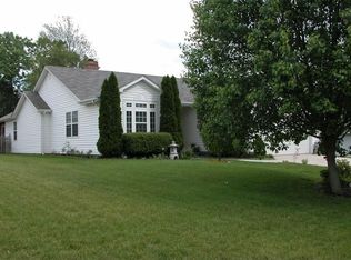 1318 Greenmont Dr, Waldorf, MD