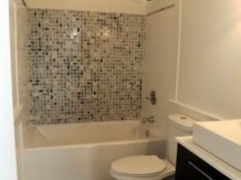 907 Lydia St — Photo 17