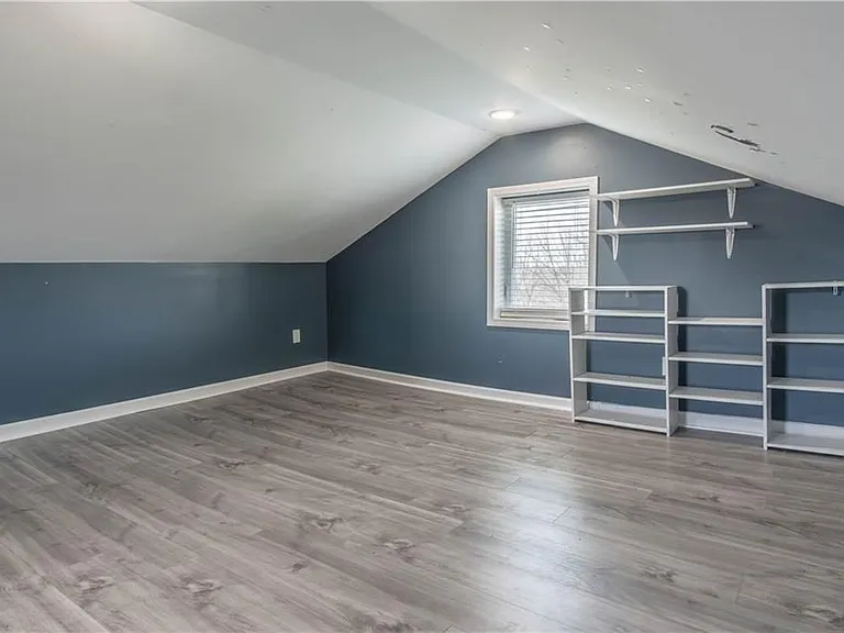 14530 Dodge Ave — Photo 47